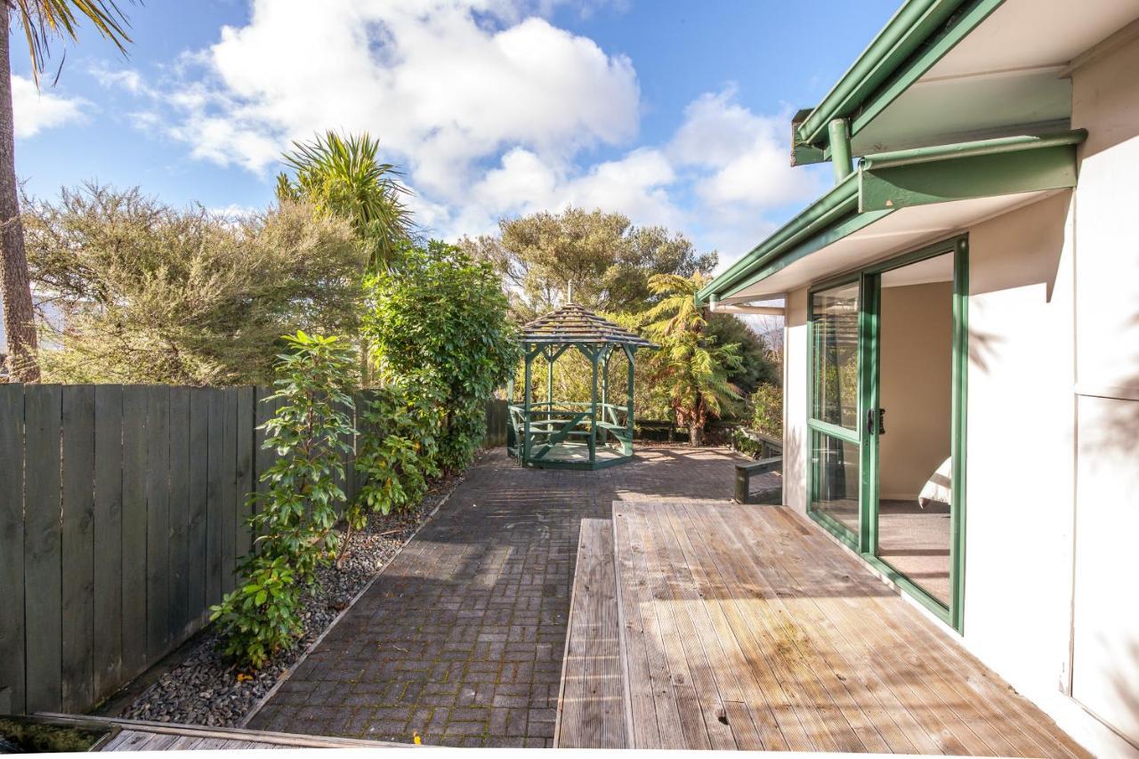Kaihua Lookout - Taupo Holiday Home Exterior foto