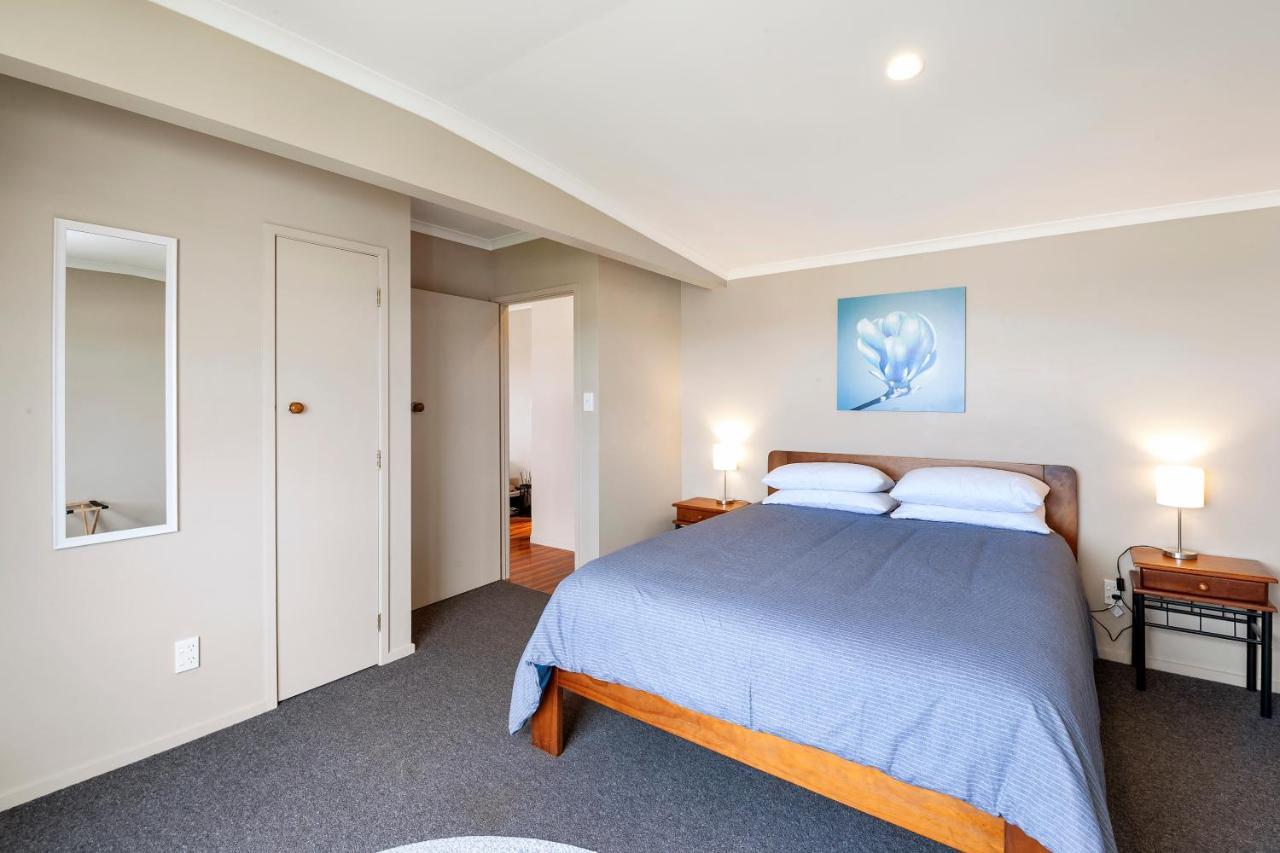 Kaihua Lookout - Taupo Holiday Home Exterior foto